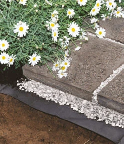 Anti Onkruid Vlies 1,5 X 10 Meter. 7 Anti Onkruid Vlies 1,5 X 10 Meter. -Planten Verkoopwinkel 8901653790750